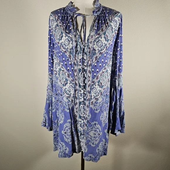 Free People Magic Mystery Tunic Bell Sleeve Top S - Picture 2 of 10